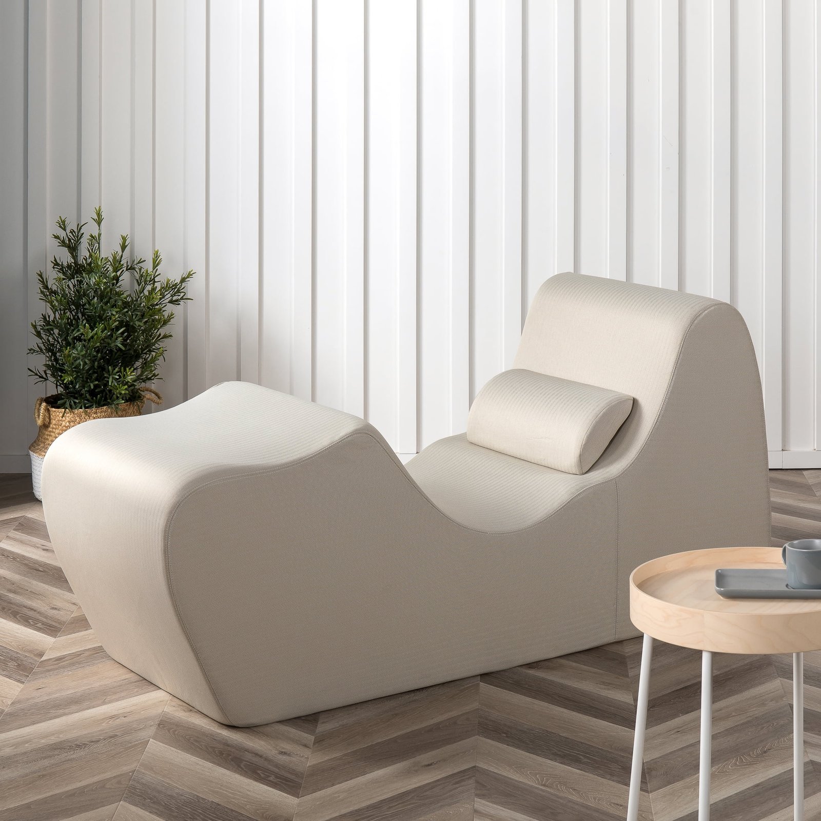 Zinus Lotus Zero Gravity Chaise Lounger, Herringbone Oatmeal | Relax and Unwind in Zero Gravity Position | High-Density Foam | Adjustable Lumbar Pillow | Easy Care Cover