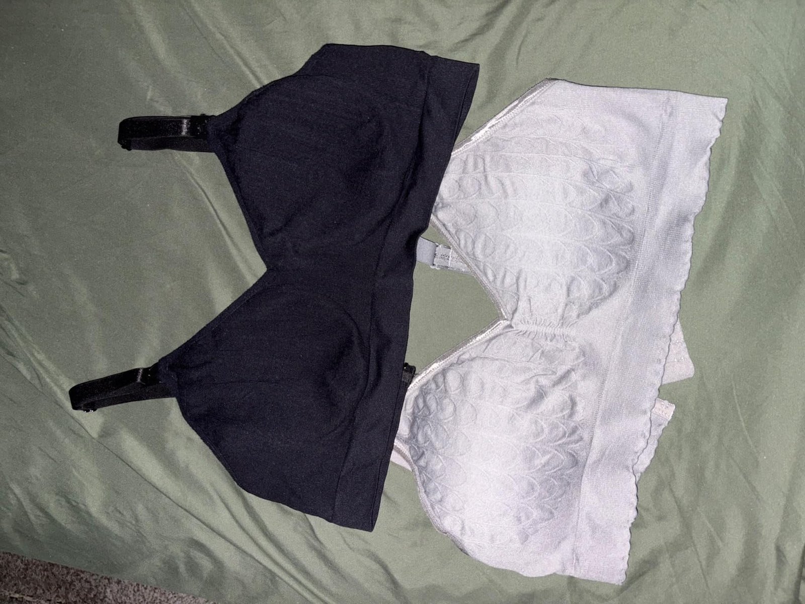 HBselect Women Maternity Bras 5 Pack Nursing Bras for Breastfeeding Seamless Pregnancy Sleep Bralette with Extra Extenders photo review